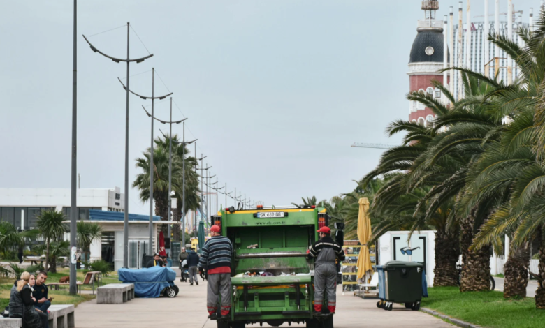 How Professional Garbage Pickup Services Elevate Community Living Standards